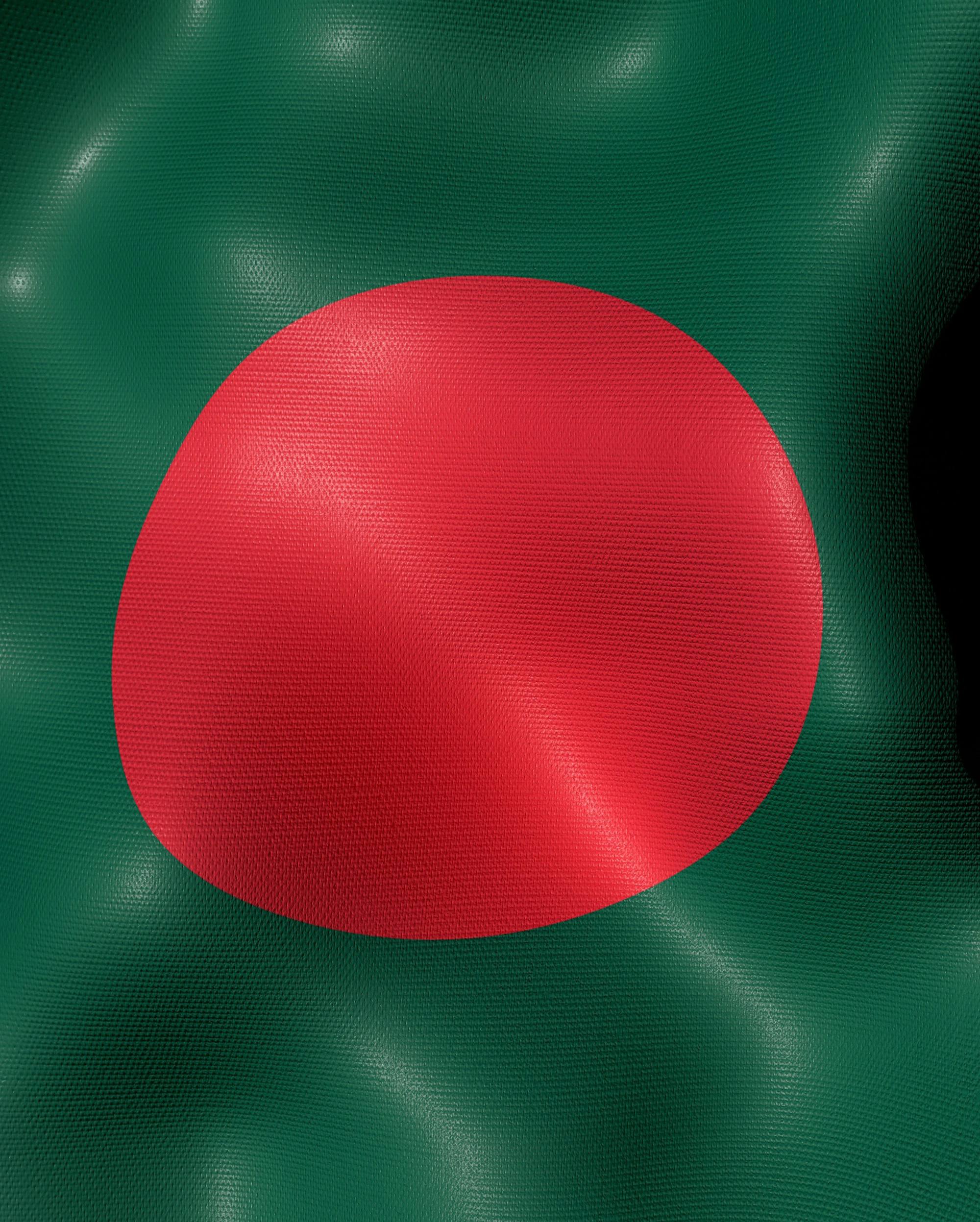 Bangladesh enfrenta epidemia de sarampión con más de 120.000 casos y casi 750 muertes tras colapso en vacunación
