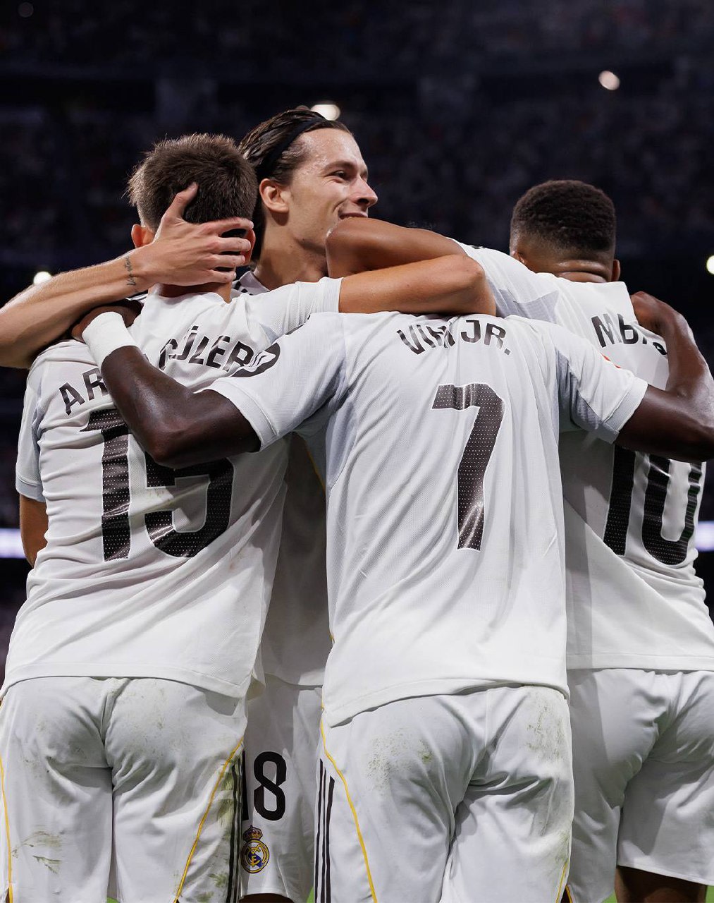 Real Madrid prepara venta de hasta 10% del club manteniendo control de los socios