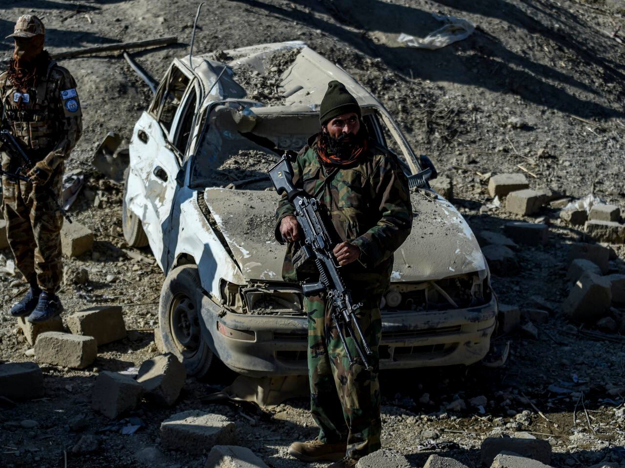 Pakistán ataca objetivos militantes en Afganistán y deja al menos 29 muertos