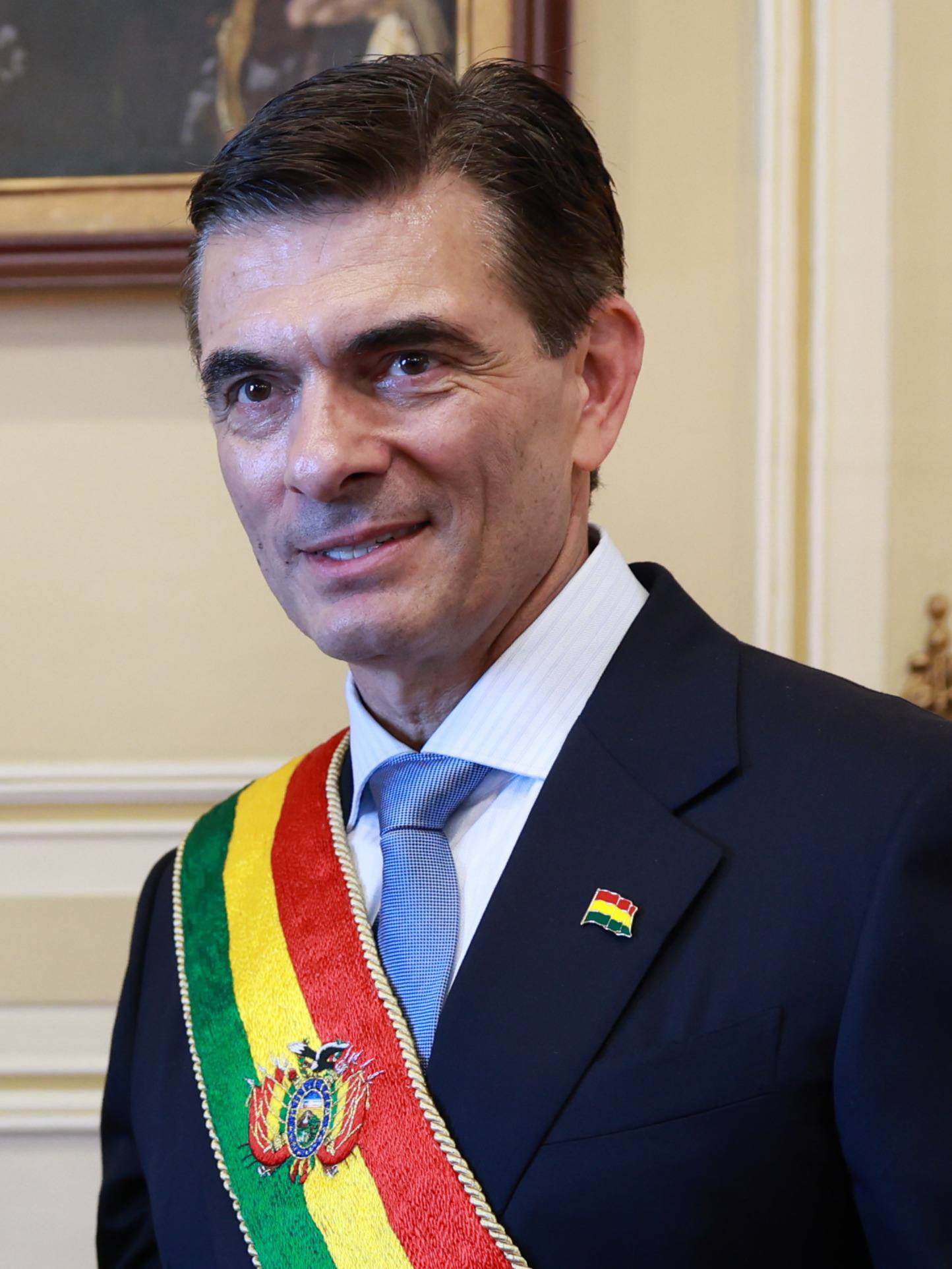 Bolivia elimina símbolos indígenas de instituciones públicas bajo el Gobierno de Paz
