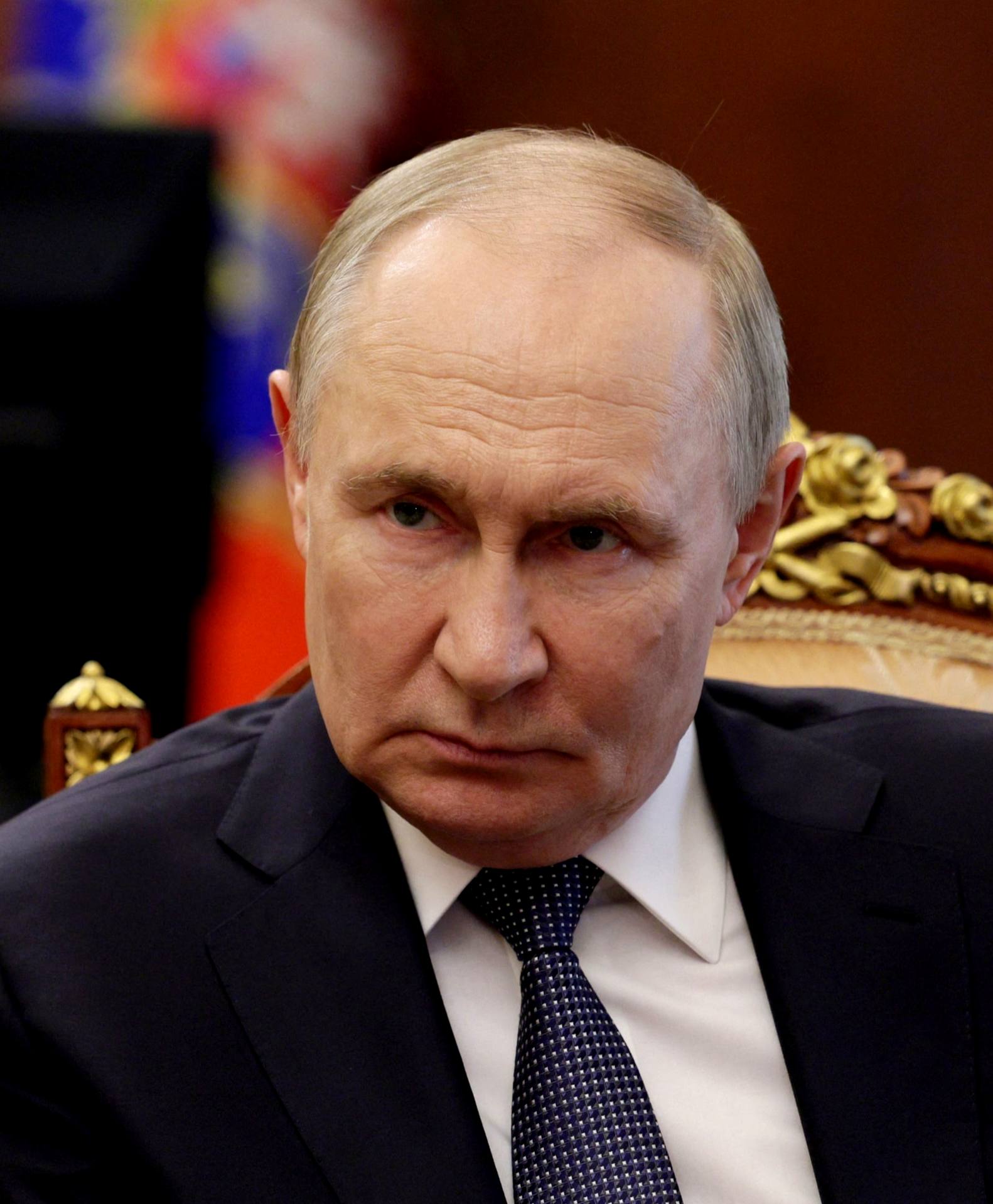 Putin promete garantizar la seguridad de Rusia mientras Ucrania intensifica ataques con drones a refinerías