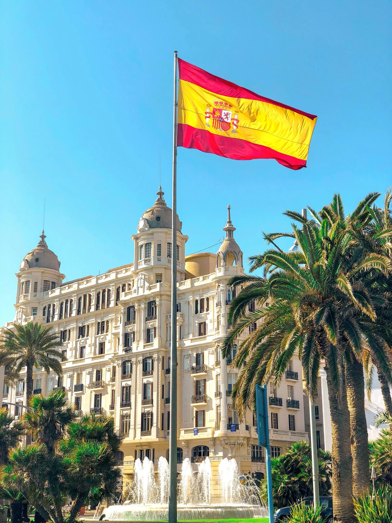 España cierra el 12 de junio la vía exprés que regularizó a 240.000 venezolanos en ocho años