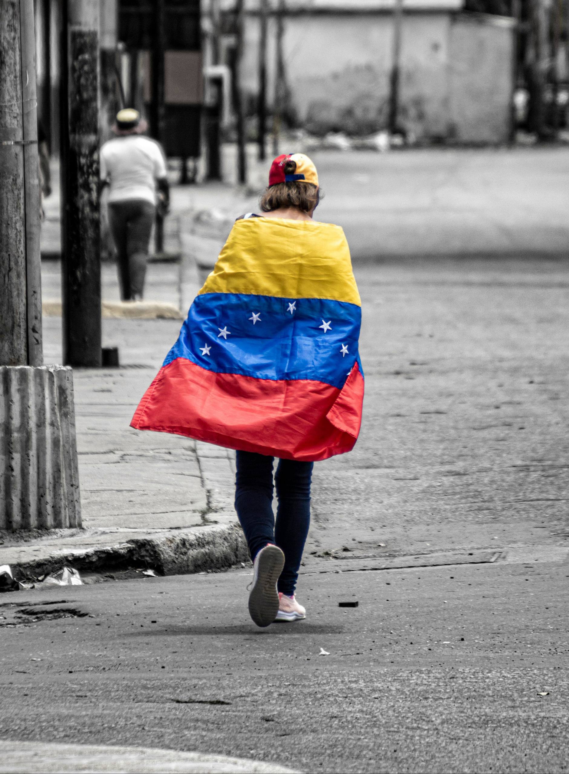 Canciller de Guatemala advierte que la democracia sigue siendo una deuda pendiente con Venezuela