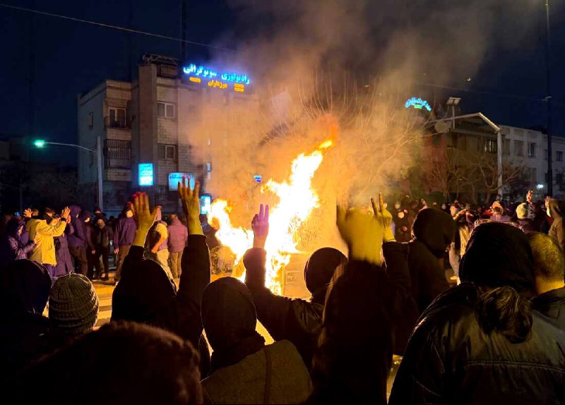 Al menos tres menores muertos en protestas en Irán mientras fuerzas de seguridad son acusadas de 'atacar indiscriminadamente' a civiles