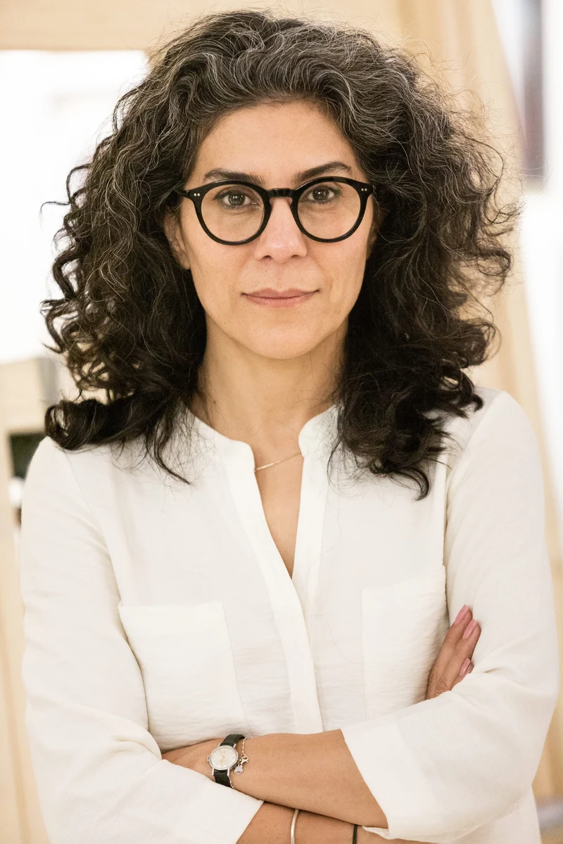 Cineasta iraní Mahnaz Mohammadi estrena película sobre torturas en prisión tras años de persecución del régimen